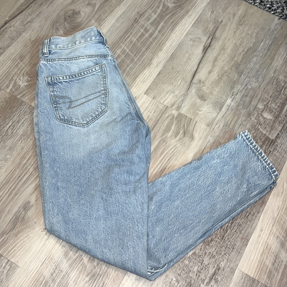 American eagle dipped mom jeans